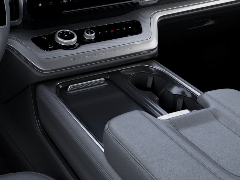 Ford Expedition Active 2027