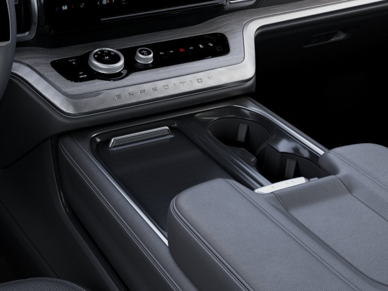 Ford Expedition Platinum 2027