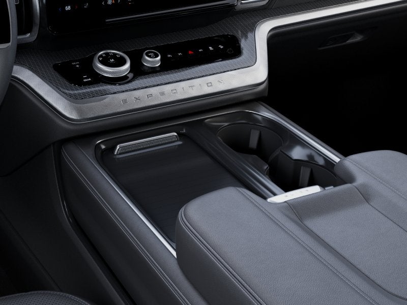 Ford Expedition Platinum 2027