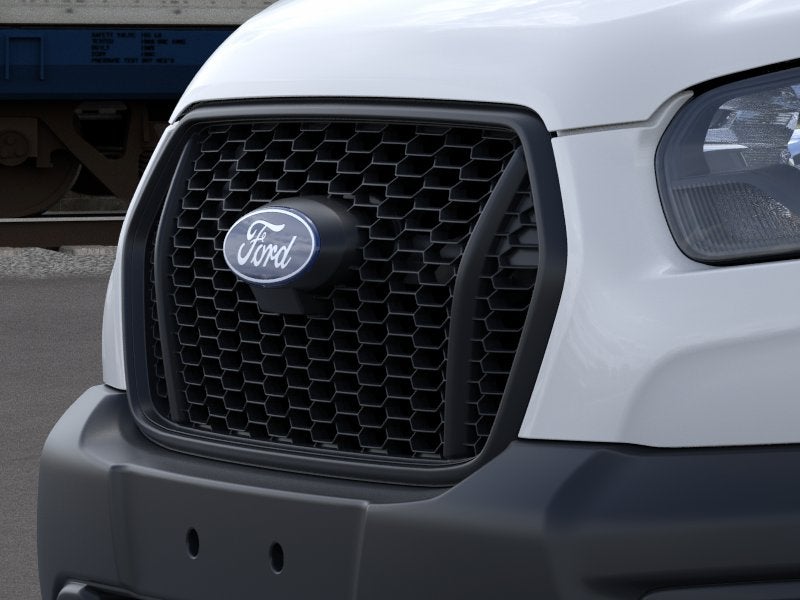 Furgoneta de carga comercial Ford Transit 2026