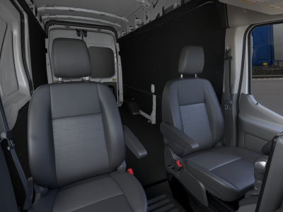 Furgoneta de carga comercial Ford Transit 2026