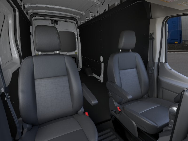 Furgoneta de carga comercial Ford Transit 2026