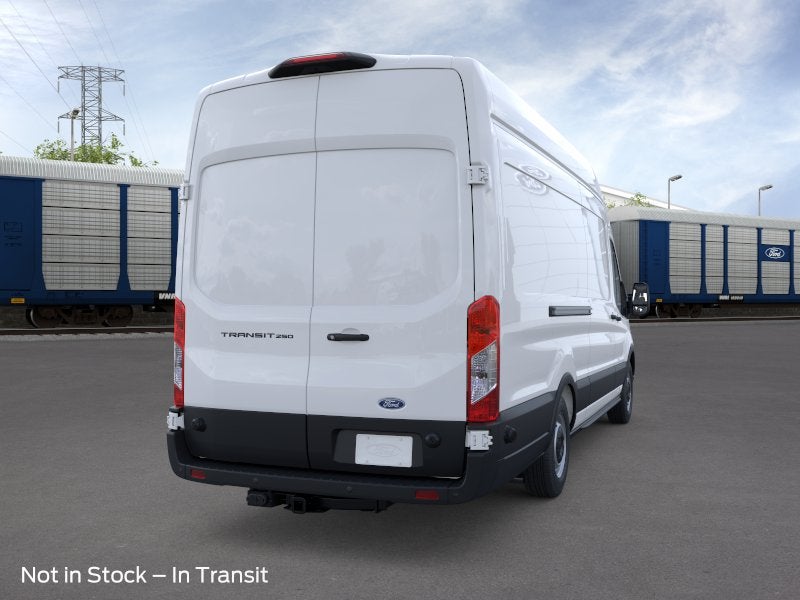 Furgoneta de carga comercial Ford Transit 2026