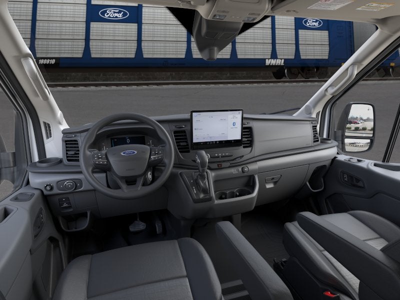 Furgoneta de carga comercial Ford Transit 2026