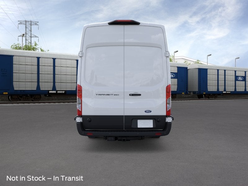 Furgoneta de carga comercial Ford Transit 2026