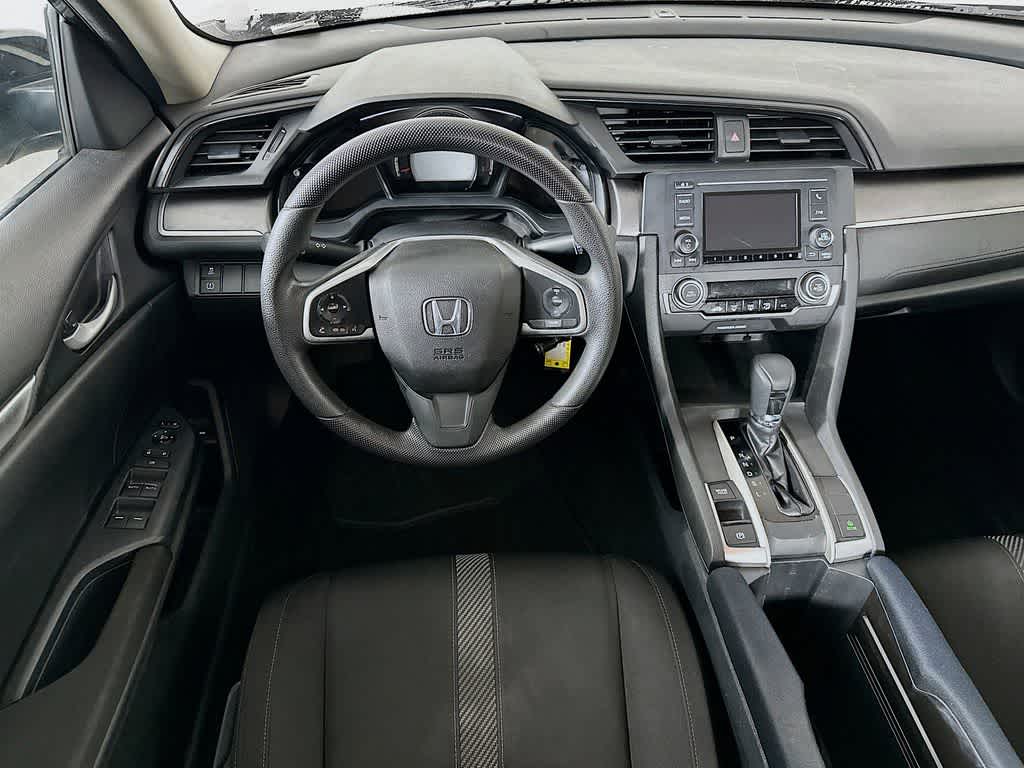 Honda Civic Sedán LX 2016