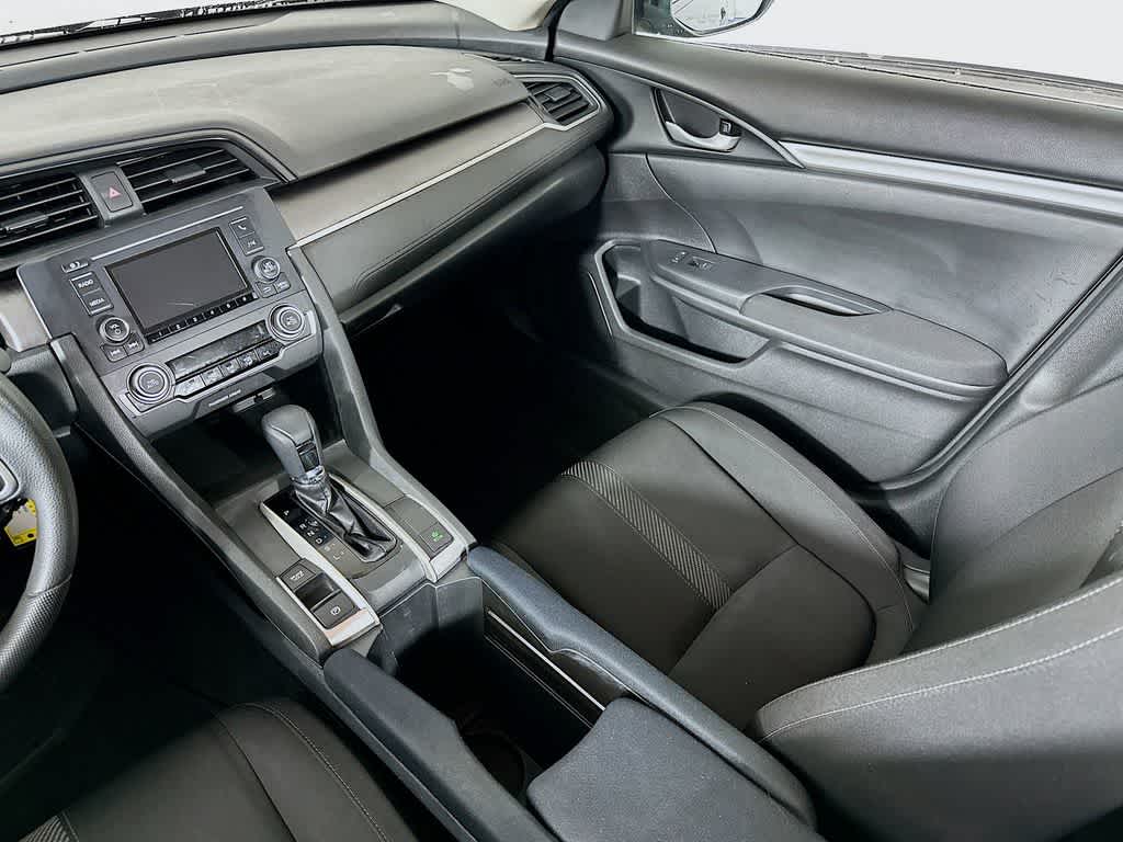 Honda Civic Sedán LX 2016