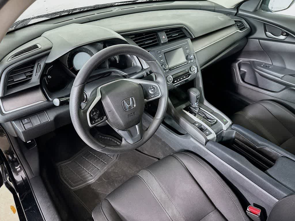 Honda Civic Sedán LX 2016