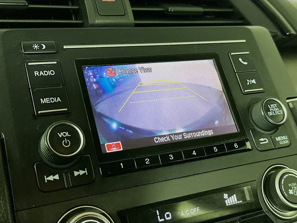 Honda Civic Sedán LX 2016