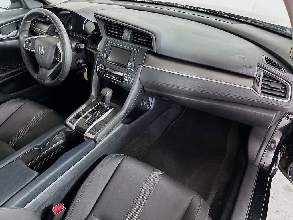 Honda Civic Sedán LX 2016