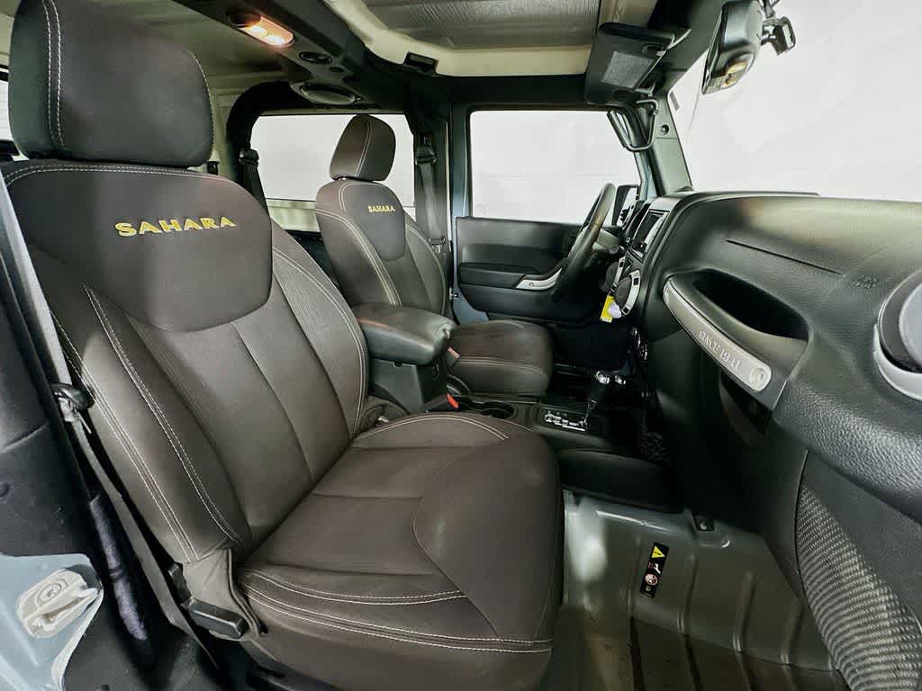 Jeep Wrangler Sahara 2014