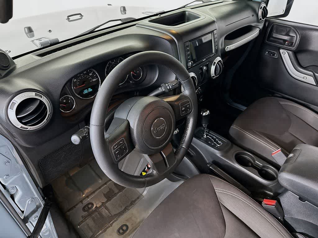Jeep Wrangler Sahara 2014