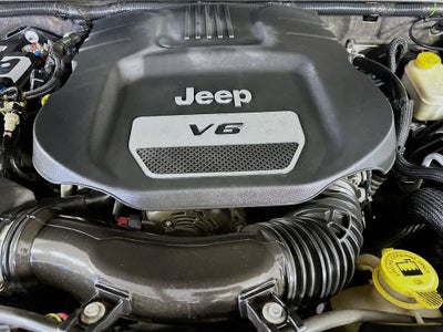 Jeep Wrangler Unlimited Sport 2014