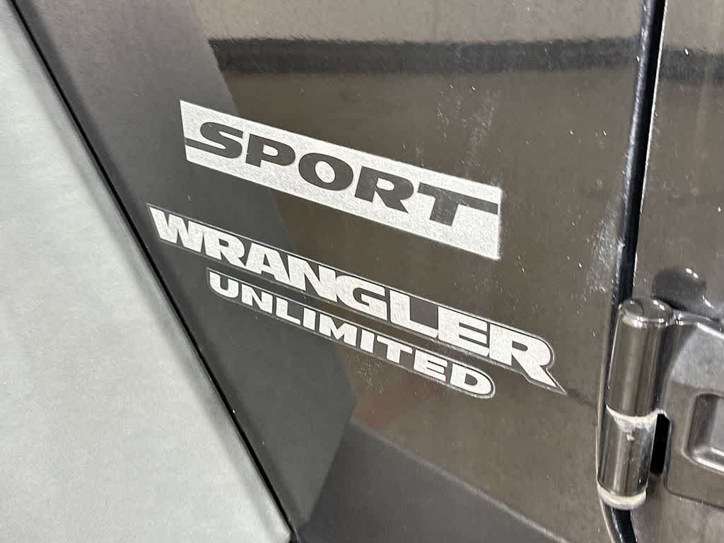 Jeep Wrangler Unlimited Sport 2016