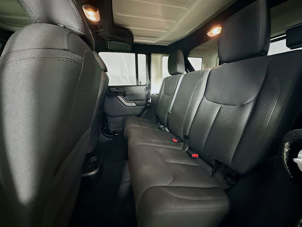 Jeep Wrangler Unlimited Sport 2015