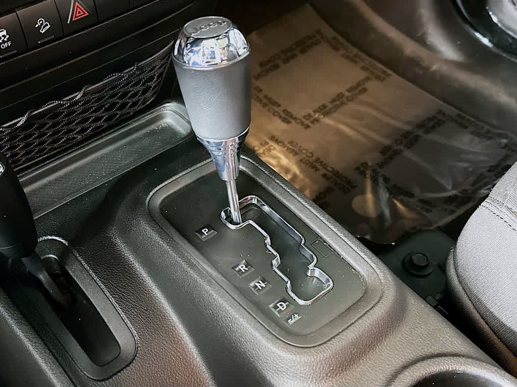 Jeep Wrangler Unlimited Sport 2015