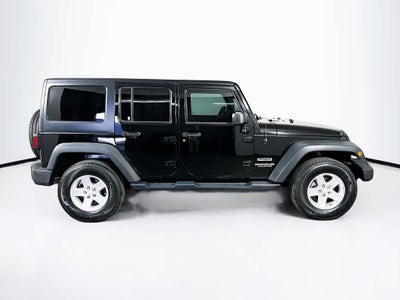 Jeep Wrangler Unlimited Sport 2015