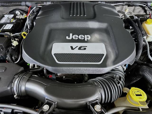 Jeep Wrangler Unlimited Sport 2015