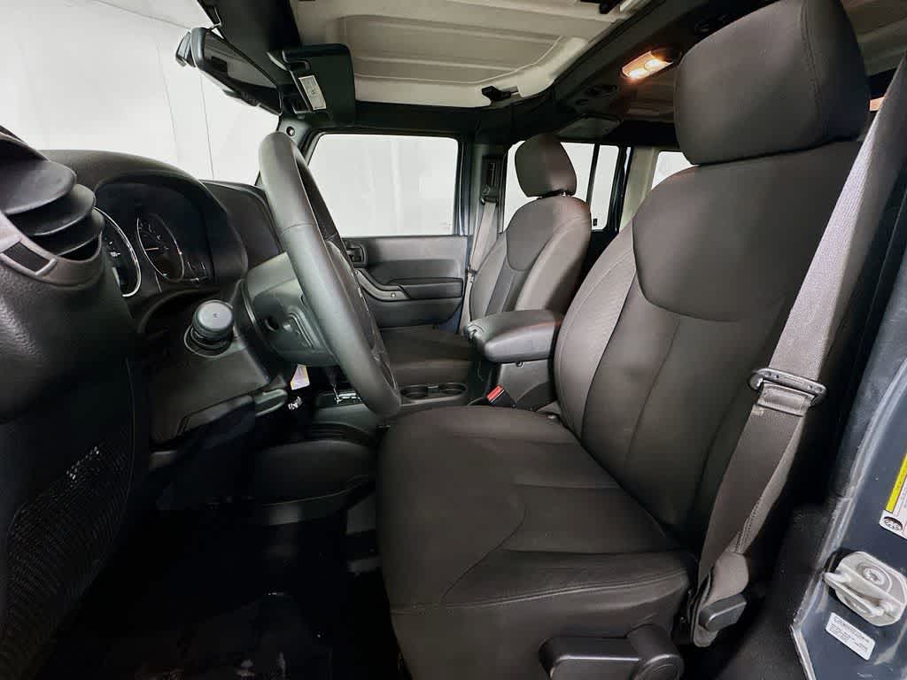 Jeep Wrangler Unlimited Sport 2017