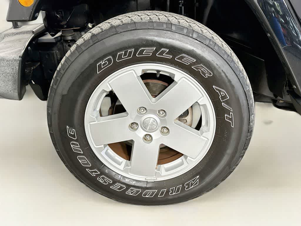 Jeep Wrangler Unlimited Sahara 2012