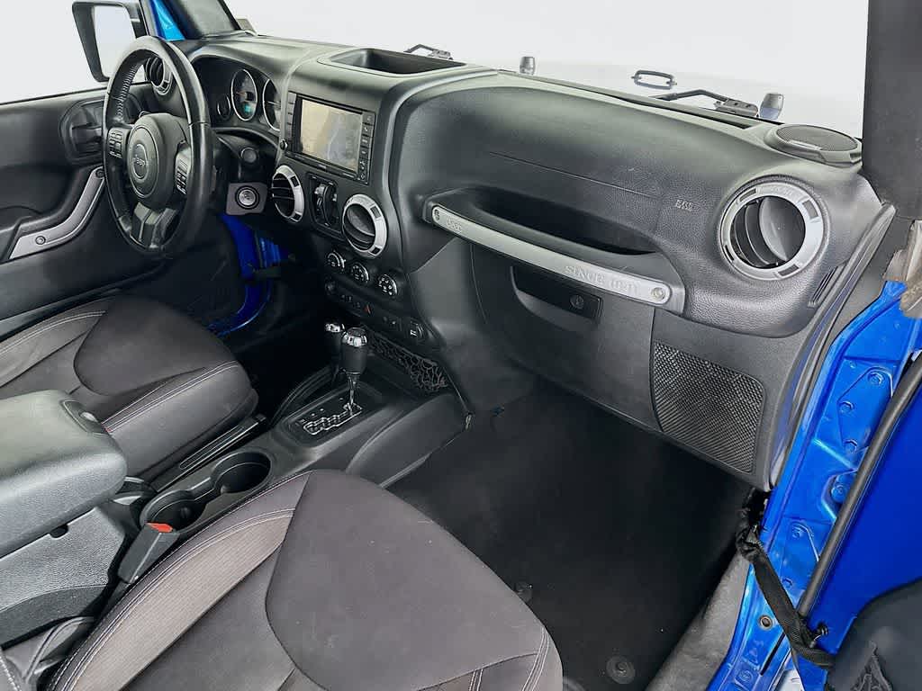 Jeep Wrangler Unlimited Sahara 2015