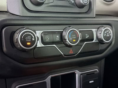 Jeep Wrangler Unlimited Sport 2018