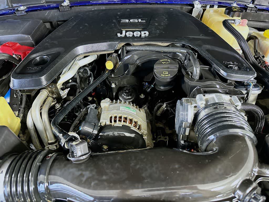 Jeep Wrangler Unlimited Sport 2018