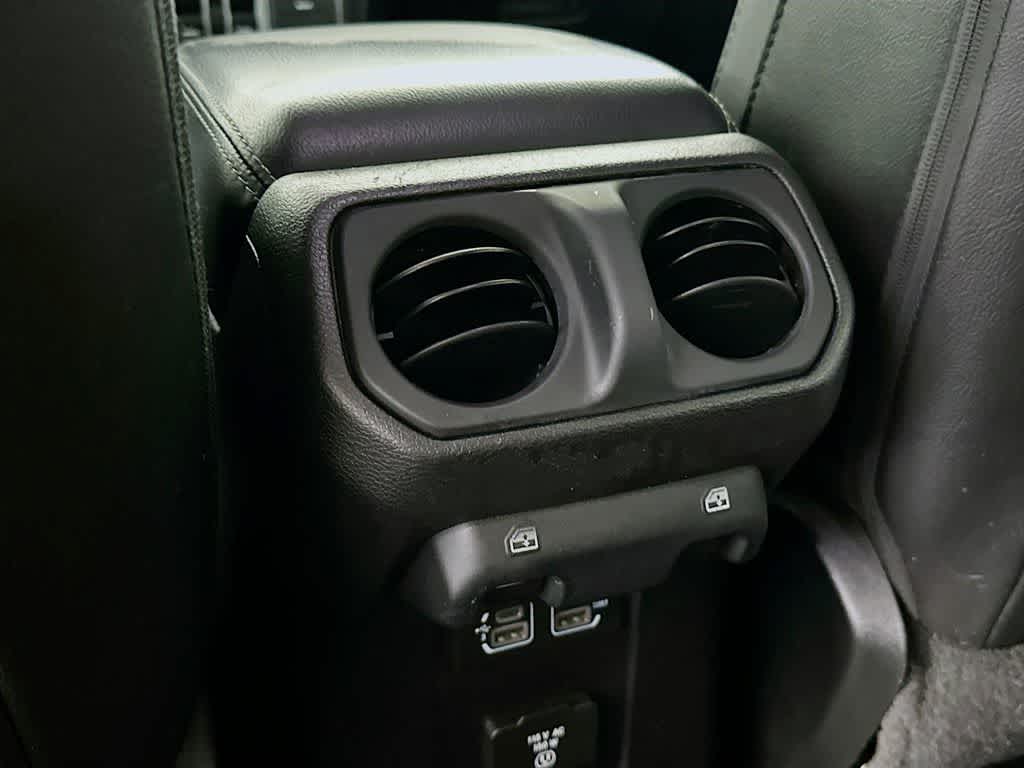 Jeep Wrangler Unlimited Sahara 2018