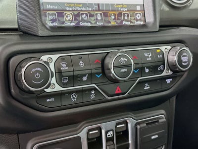 Jeep Wrangler Sahara 2023