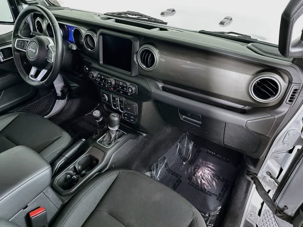 Jeep Wrangler Sahara 2023