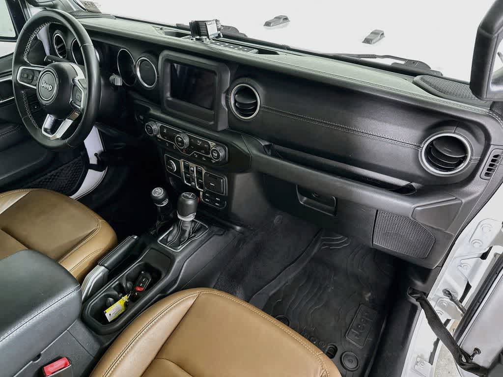Jeep Wrangler Unlimited Sahara 2021
