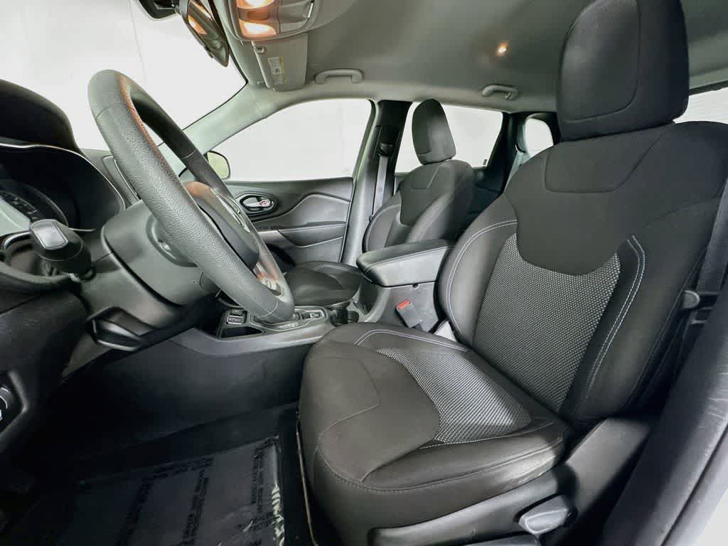 Jeep Cherokee Latitude 2020