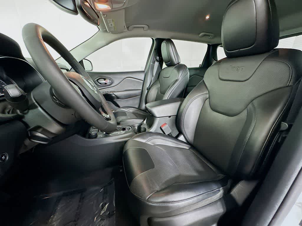 Jeep Cherokee Altitude Lux 2023