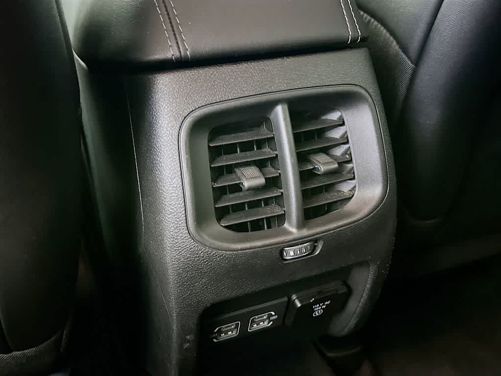 Jeep Cherokee Altitude Lux 2023