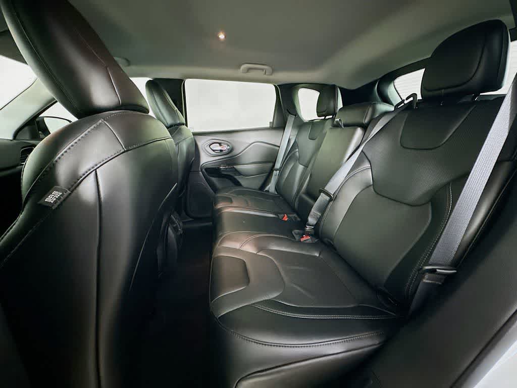 Jeep Cherokee Altitude Lux 2023