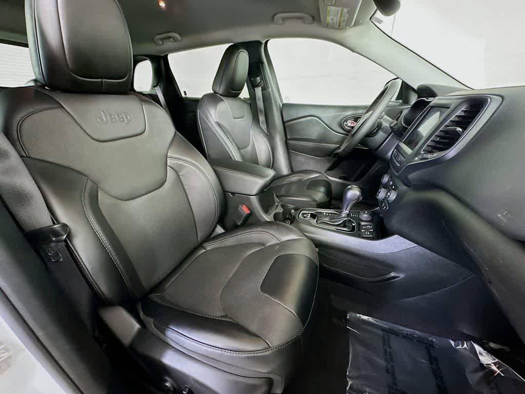 Jeep Cherokee Altitude Lux 2023