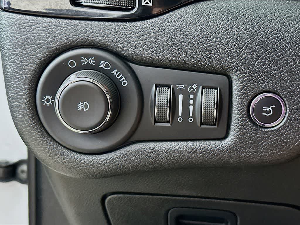 Jeep Cherokee Altitude Lux 2023