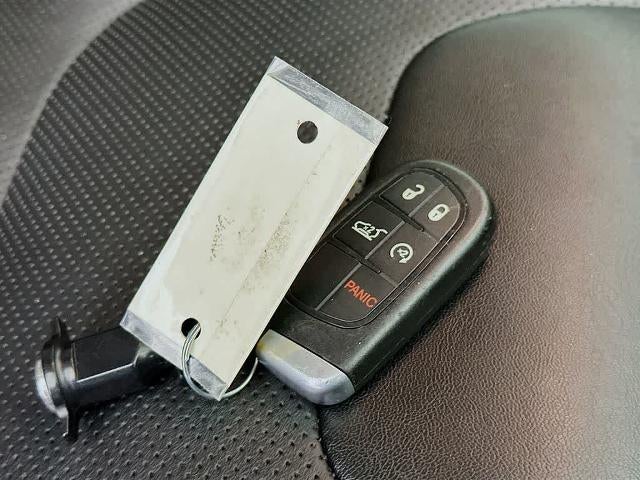 Jeep Cherokee Altitude Lux 2023