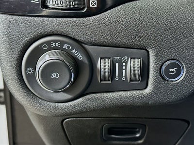 Jeep Cherokee Altitude Lux 2023