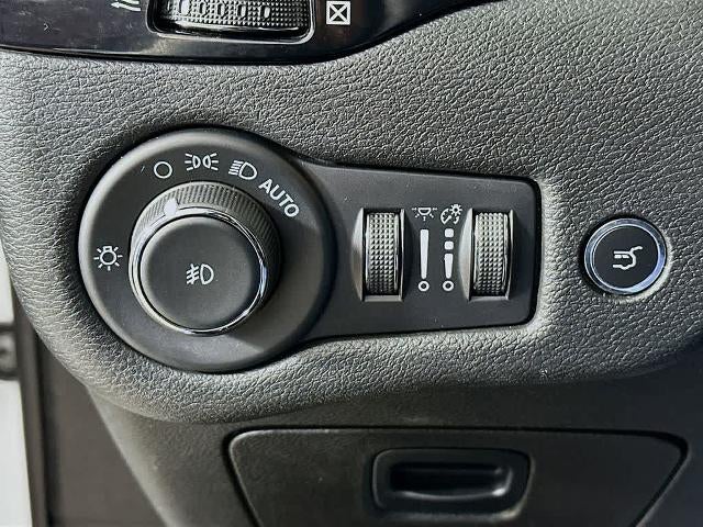 Jeep Cherokee Altitude Lux 2023