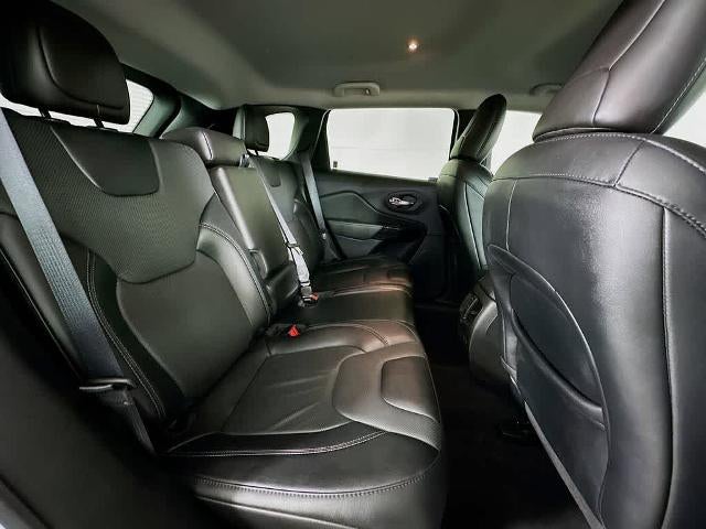 Jeep Cherokee Altitude Lux 2023