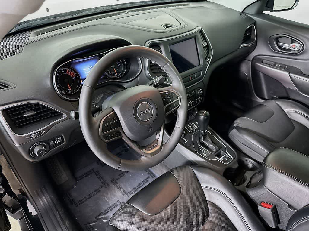 2022 Jeep Cherokee Latitude Lux