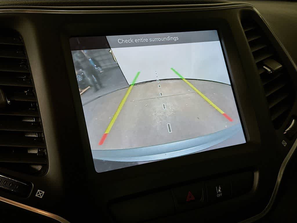 2022 Jeep Cherokee Latitude Lux