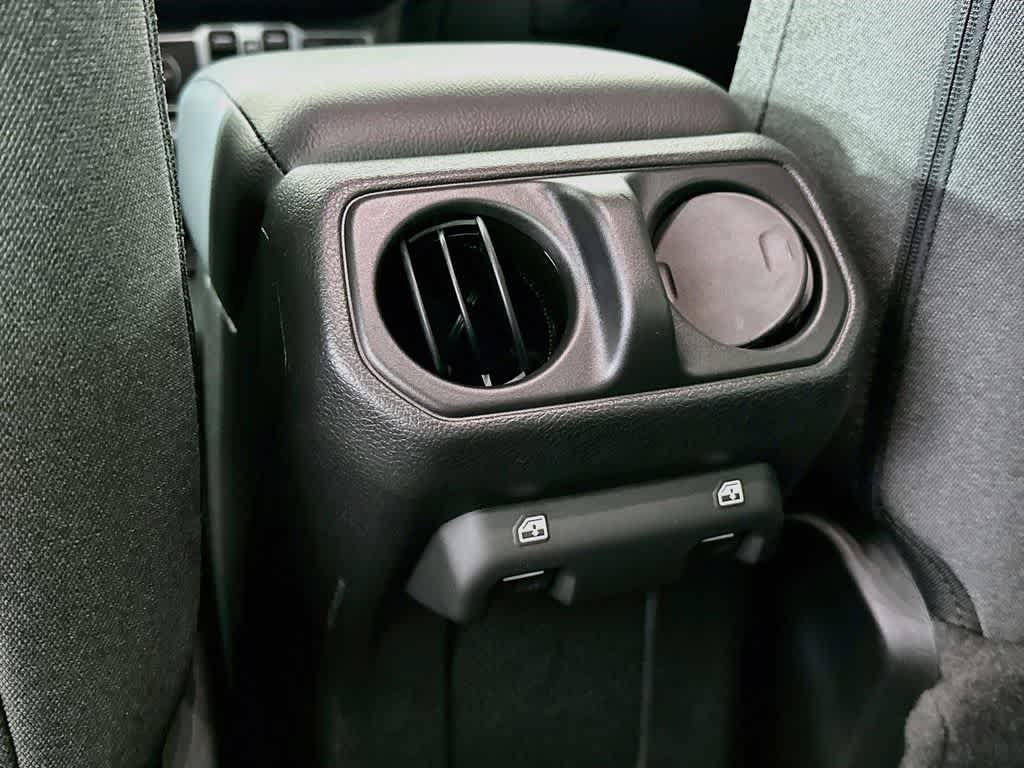 Jeep Wrangler Sport S 2024
