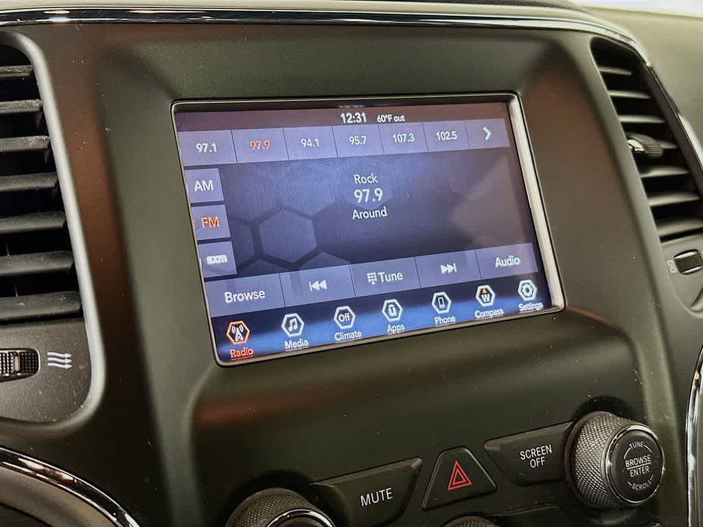 Jeep Grand Cherokee Laredo E 2020