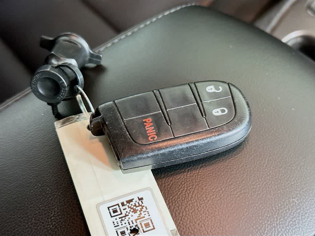 Jeep Grand Cherokee Laredo E 2020