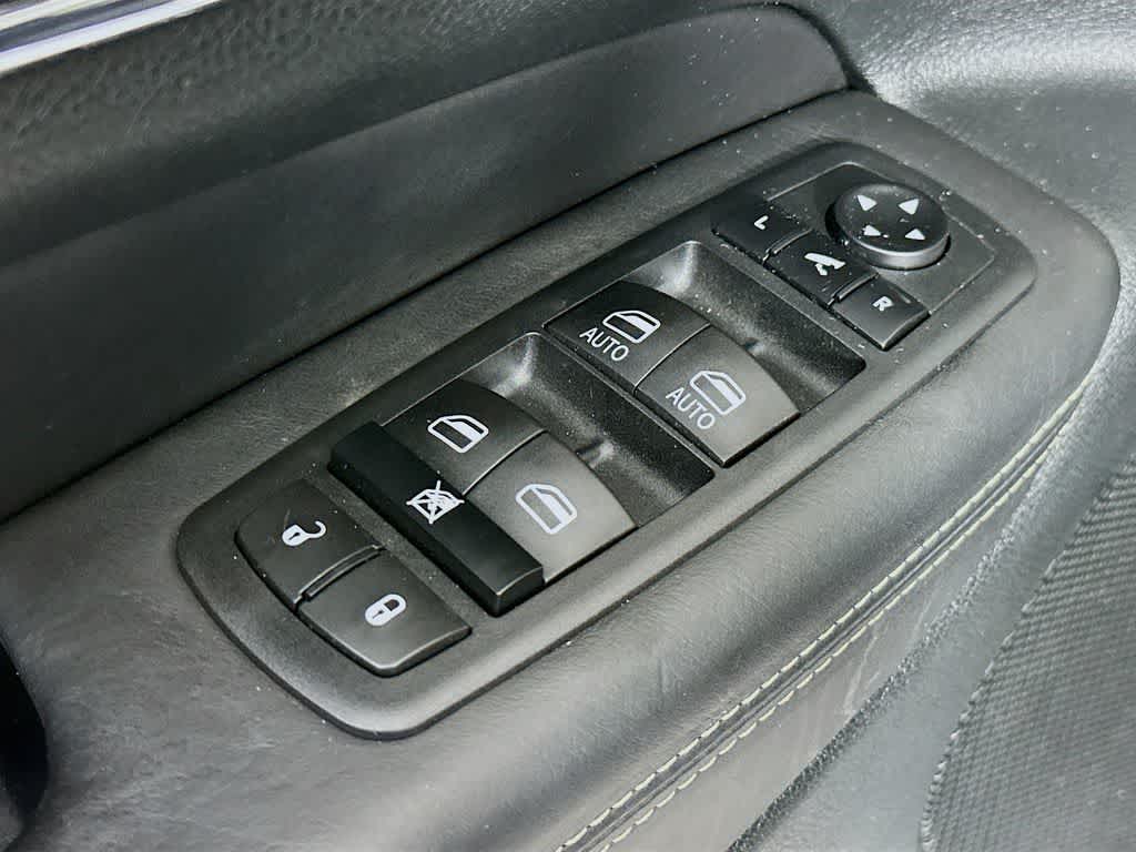 Jeep Grand Cherokee Overland 2014