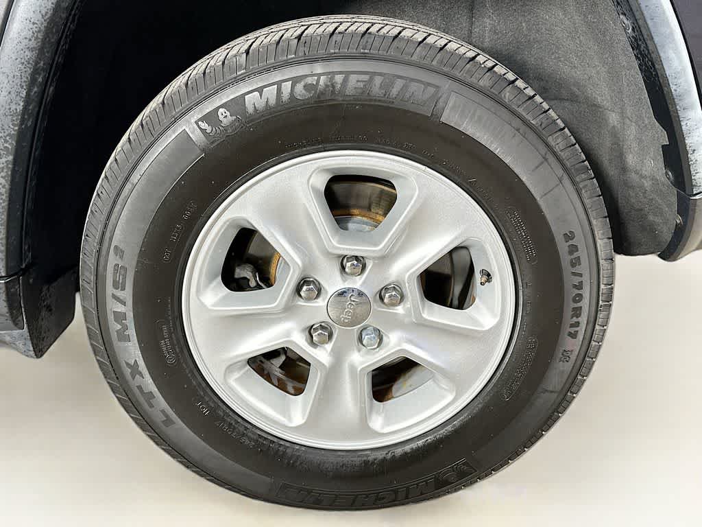 Jeep Grand Cherokee Laredo 2015