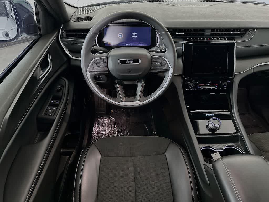 Jeep Grand Cherokee Altitude 2025