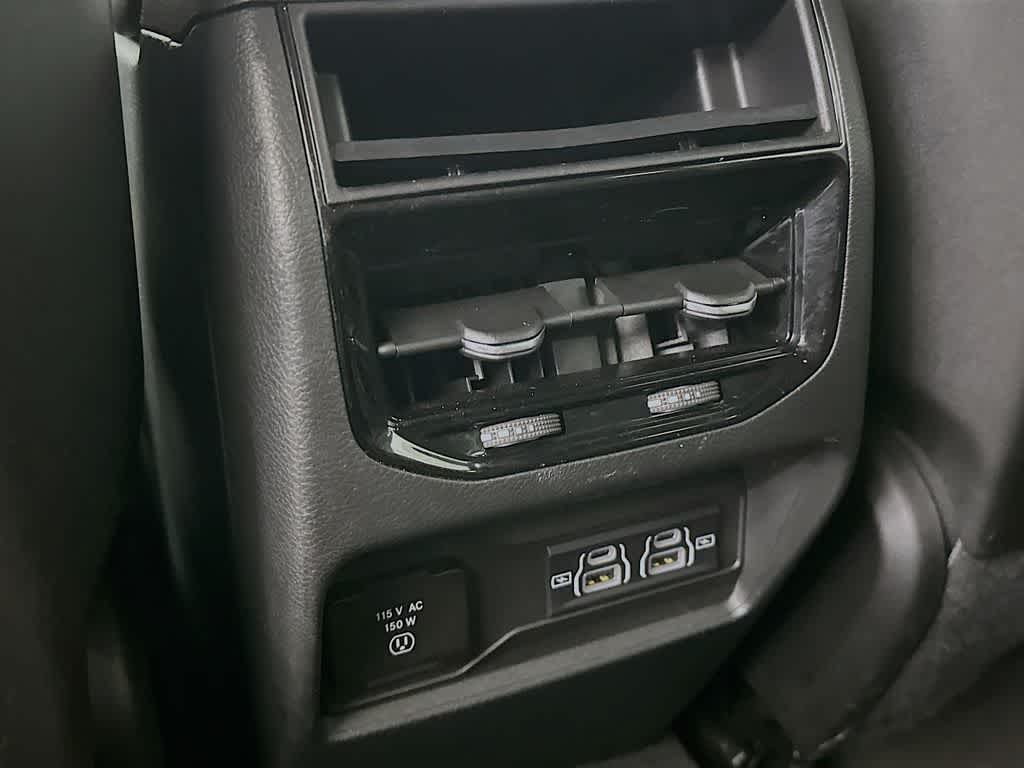 Jeep Grand Cherokee Altitude 2025